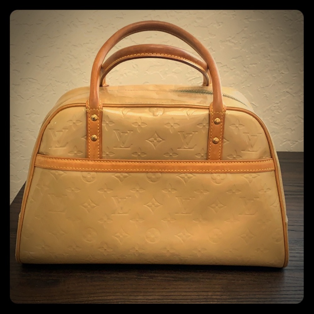 Authentic Louis Vuitton Vernis Tompkins Square Bag